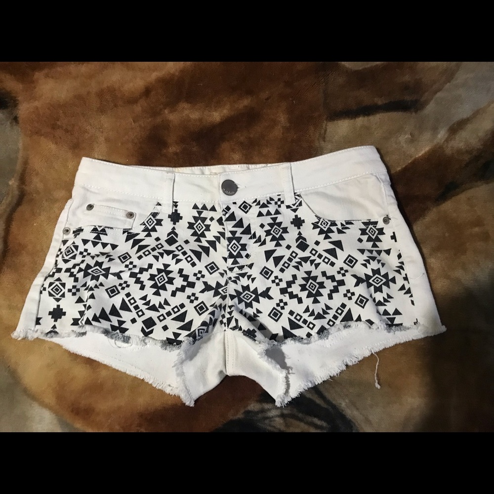 No Boundaries Shorts